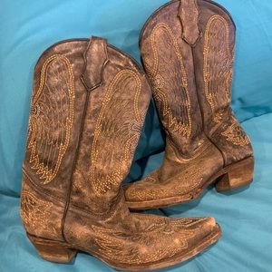 Corral boots size 7
